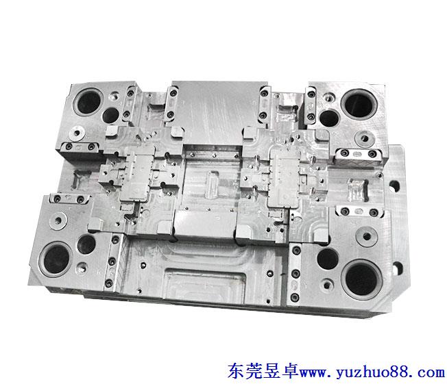 雙色模具手機(jī)外殼設(shè)計(jì)